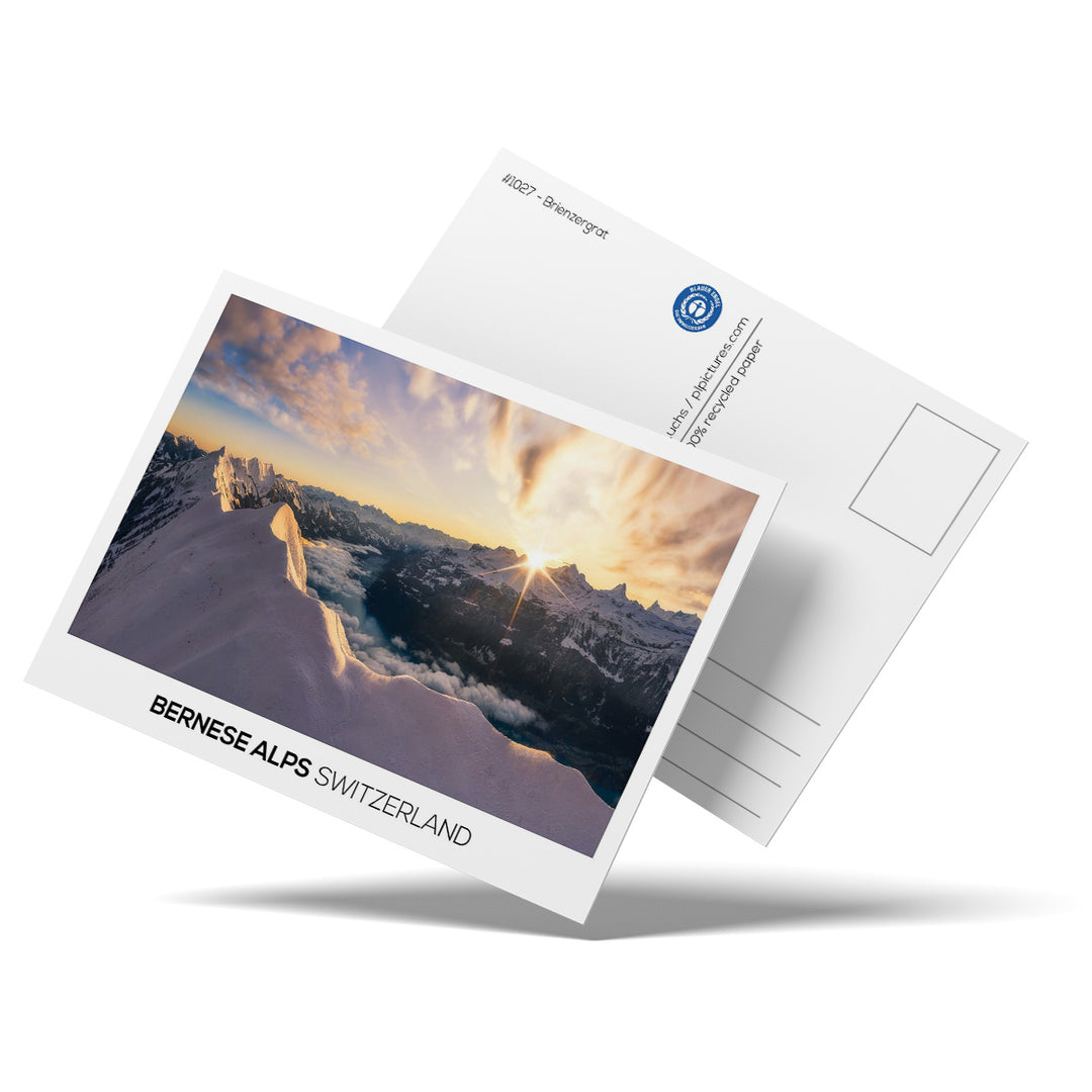 THE SILVER LINING | Sonnenaufgang im Winter in den Alpen - Postkarte Recyclingpapier