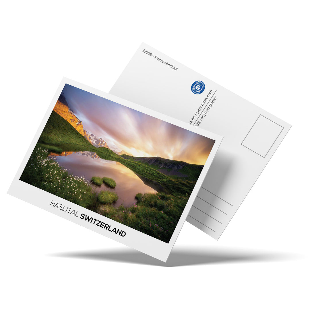 KARUNA | Idyllischer Bergsee und lang belichtete Wolken - Postkarte Recyclingpapier