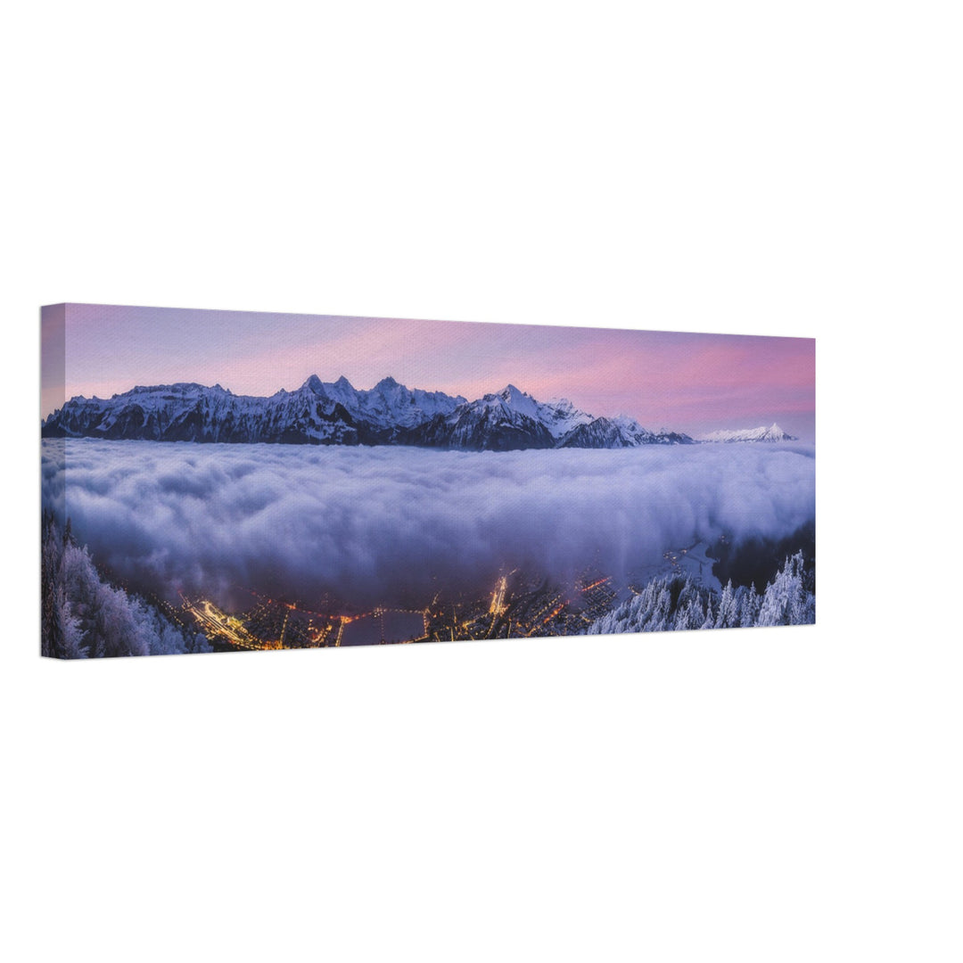 THE HEIST | Winter Sonnenaufgang in Interlaken - Leinwand
